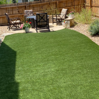 2073-Back-yard-turf-and-seating-area